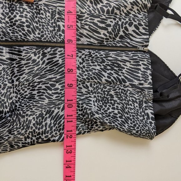 Guess XS Black & White Leopard Pattern Stretch Dress with Adjustable Straps - Picture 15 of 16